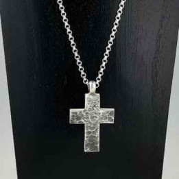 Collar Colgante Cruz Martillado