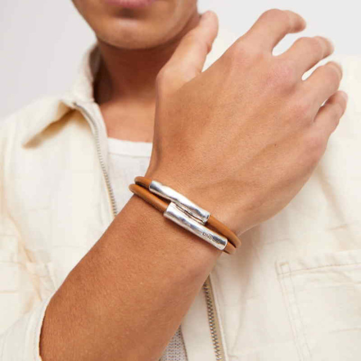 Tube Cognac-Colored Leather Bracelet
